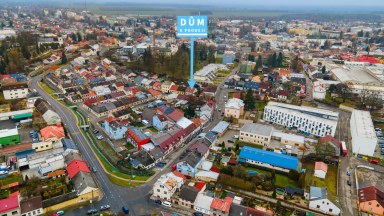 Prodej rodinného domu v centru Svitav s garáží a bazénem