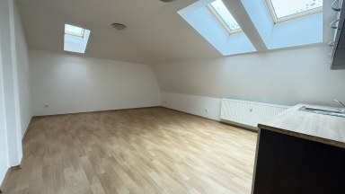 Prodej podkrovního bytu 2+kk v centru Svitav