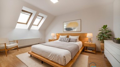 Prodej podkrovního bytu 4+kk a dvě garážová stání v Olomouci
